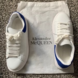 Reposhing slightly worn great condition size 11 aka 44 don’t wear them really